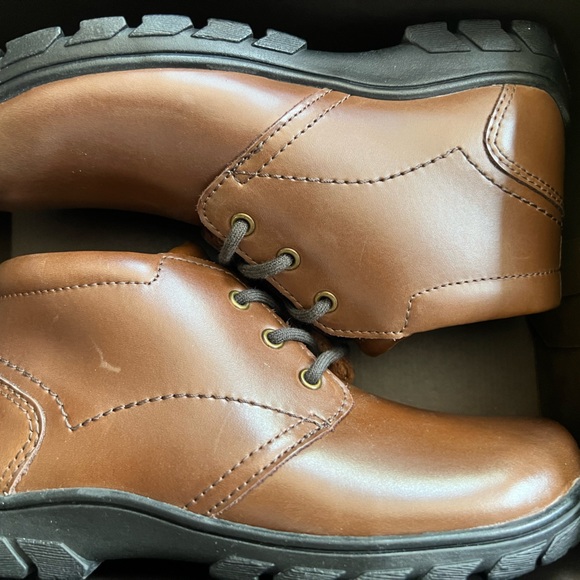 Florsheim Other - Florsheim Getaway Chukka 2 sz 13